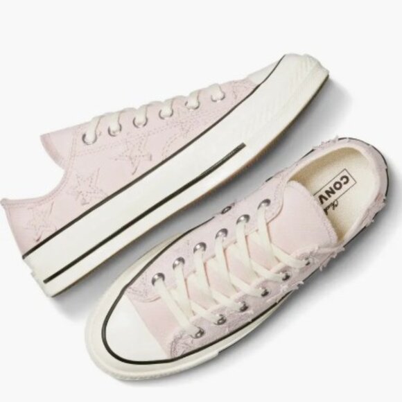 Gender Inclusive Chuck 70 Celestial Low Top Sneaker, Size 5, New in Box - Picture 4 of 5